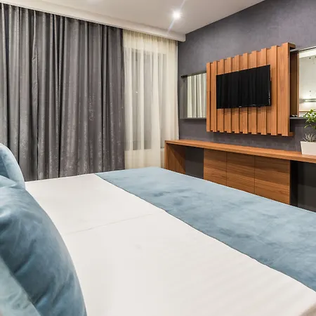 103 Degrees & Сапарева-Баня