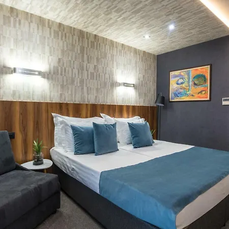 103 Degrees & 4* Сапарева-Баня